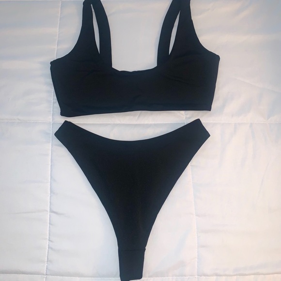 PLT Bikini Set - Picture 3 of 5